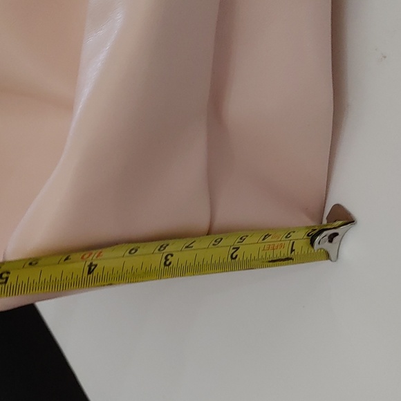 Eliz Arden Fragrance Bag - Picture 11 of 11